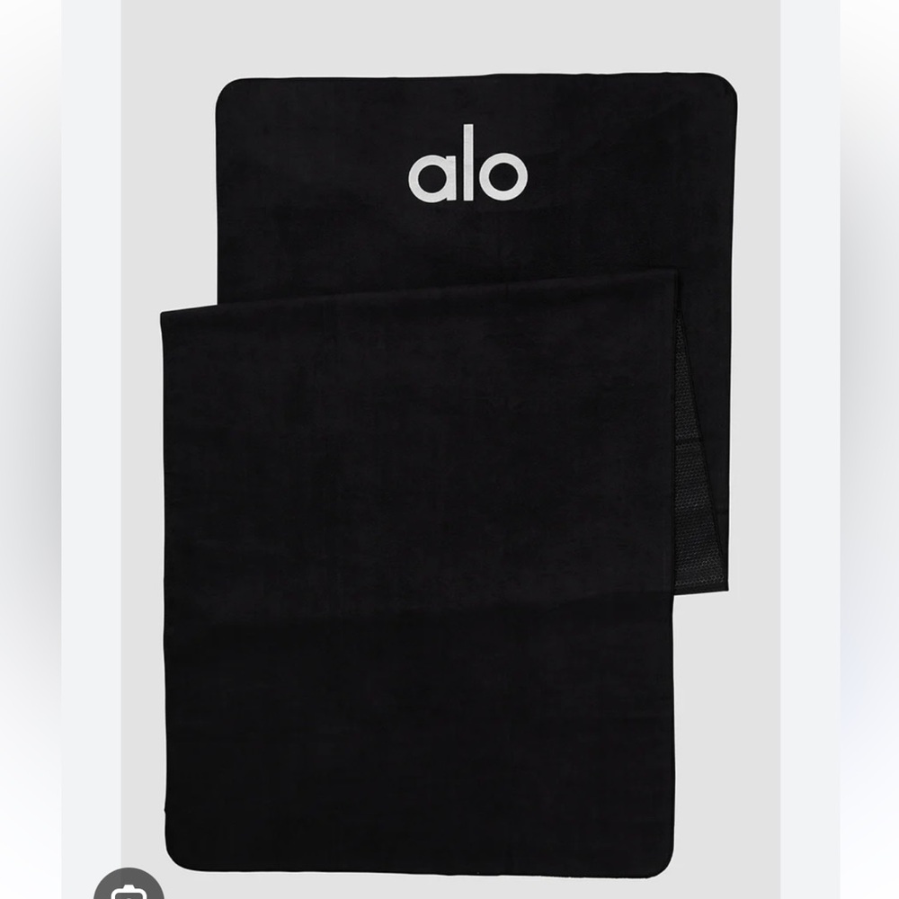 Alo Grip Yoga Towel
